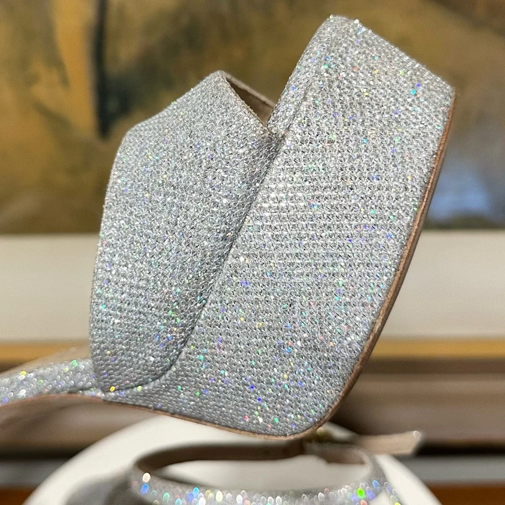 🌹STUART WEITZMAN🌹 Disco Platform Sandal In Silver Size: 9.5